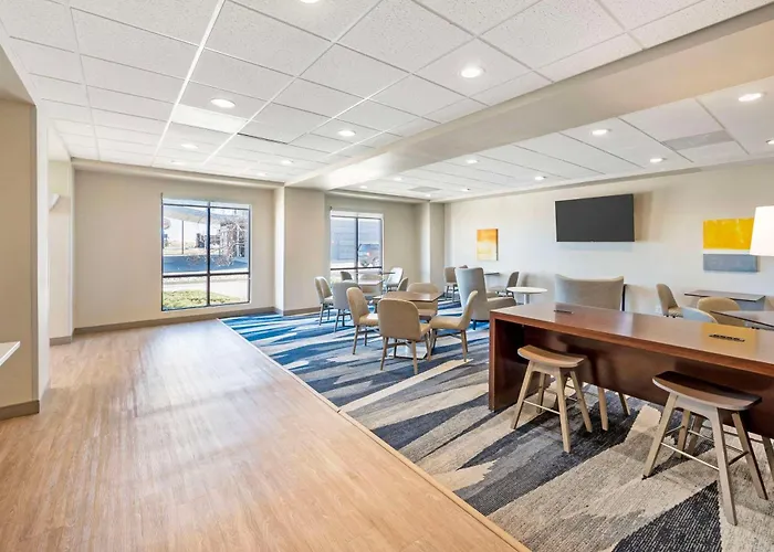 Hotel Comfort & Rawlins