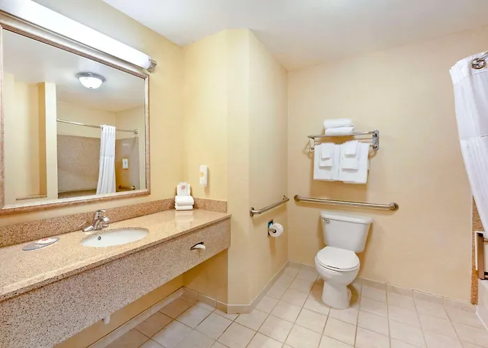 Comfort & Hotel 4*