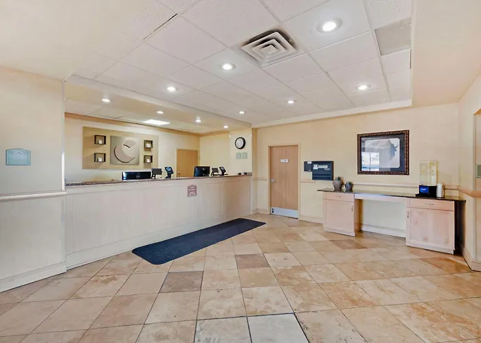Hotel Comfort & Rawlins
