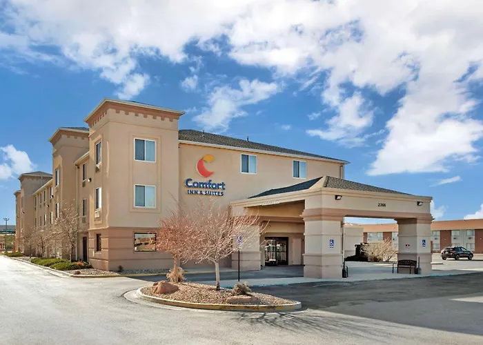 Hotel Comfort & 4*